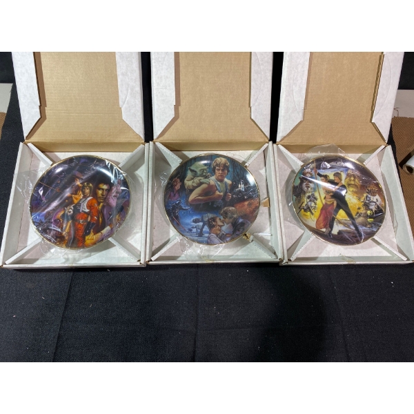 Star Trek Collectible Plate Collection, 3 Pcs
