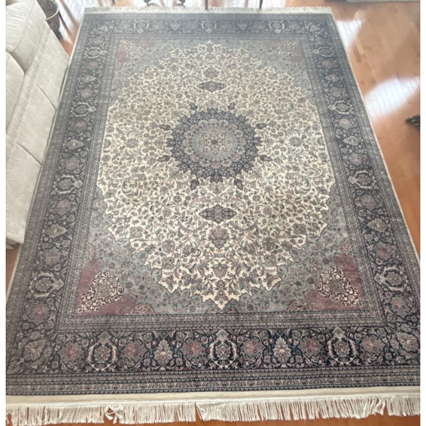 Traditional Style Oriental Area Rug Made w/ Silk 12x9 Feet - Includes paperwork