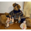 Image 1 : Vintage RUSS Bear w/ Assorted Jan Hagara Figurines 4T