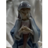 Image 2 : LLADRO Porcelain 'Holy Night' 8x10