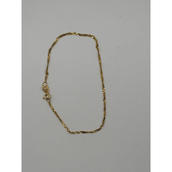 14 K gold bracelet .695 g