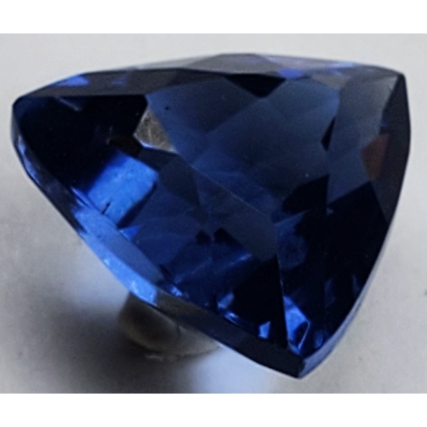 Tanzanite (10 ct, 12×7.4 mm)