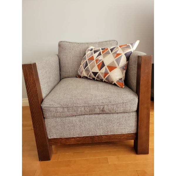 STICKLEY HIGHLANDS Accent Chair - Cherry Oak w/ Upholstery 30x37x27