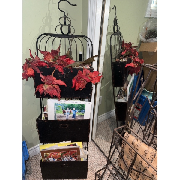 Metal Wall Hanging and Organizer Lot
