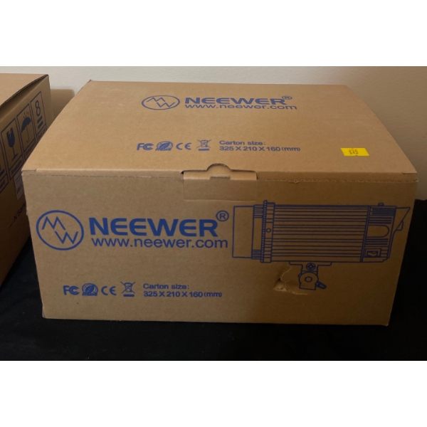 NEW NEEWER N-Series Studio Light N-300W