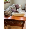 Image 4 : Beautiful Mission Style Oak Couch with Large Oak Sides, very well built in amazing condition with fl