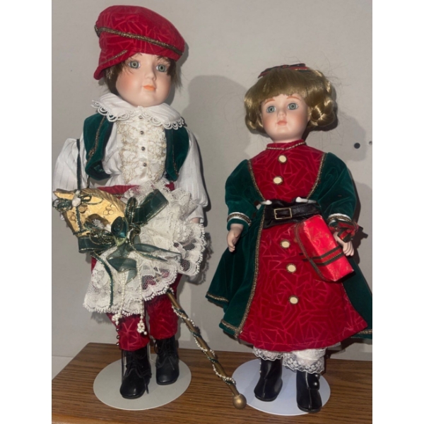 Porcelain Dolls From The Seymour Mann Connoisseur Collection - Limited Edition Xmas 