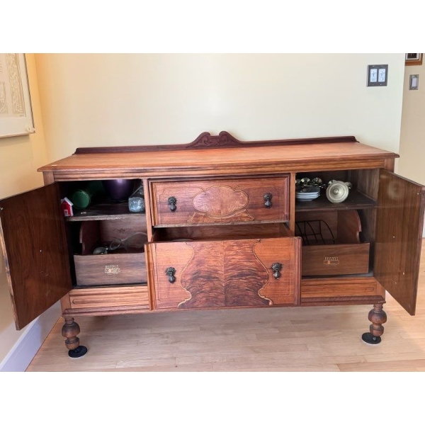 Reitzels Oak Sideboard 61Wx21Dx41H