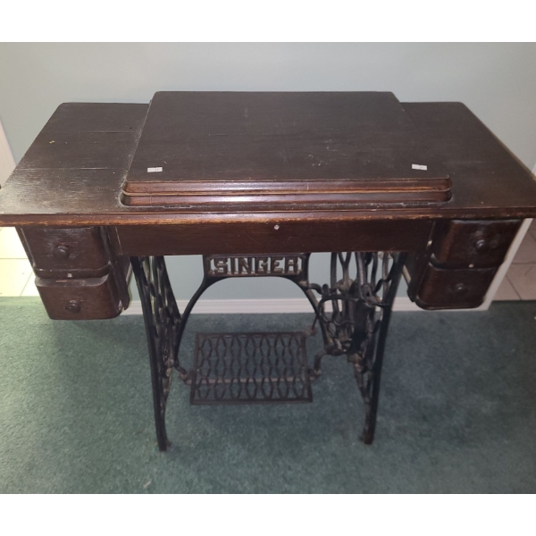 Vintage Singer Sewing Machine w/ Cabinet 34 W, 16 D, 28 T (Closed) 