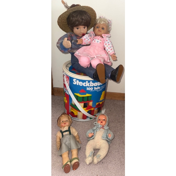 German Playthings - A Big Ol Tub Of Blocks & Dolls Galore