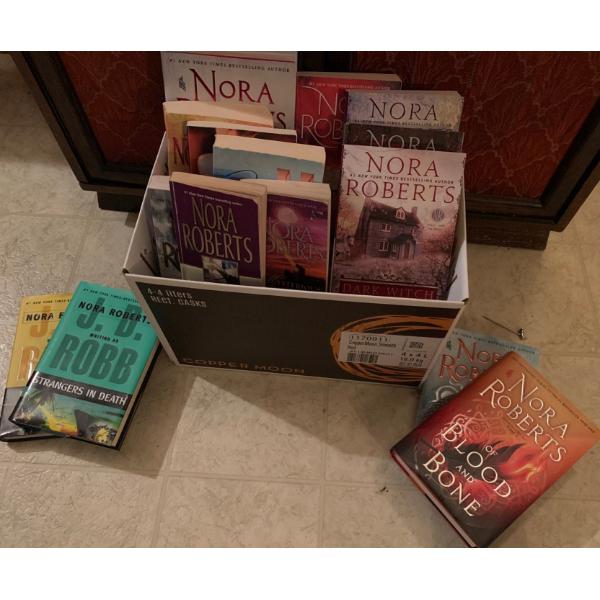 Nora Roberts Book Collection 