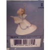 Image 3 : LLADRO Porcelain 'Heavenly Tenor' - 4T 