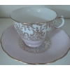Image 8 : 6 Stunning Mismatched Antique Teacups & Saucers - Royal Vale Crown Trent & More