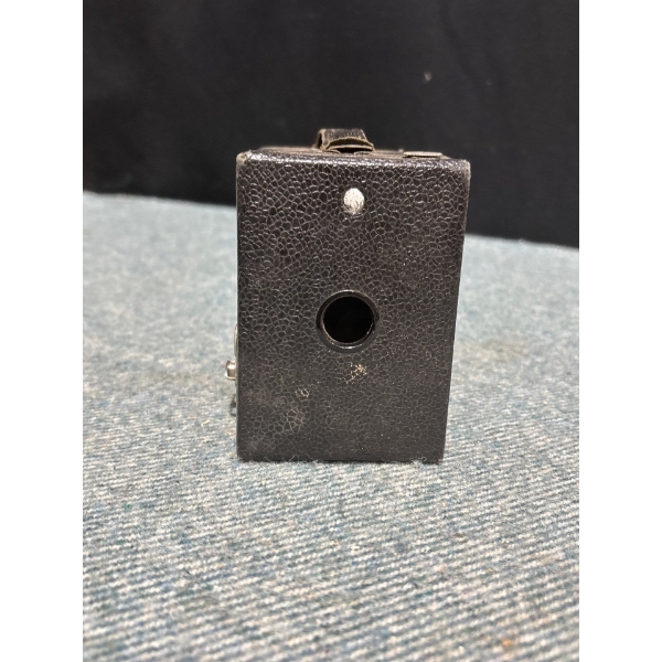  Kodak No. 2 Hawk-Eye Model C Box Camera