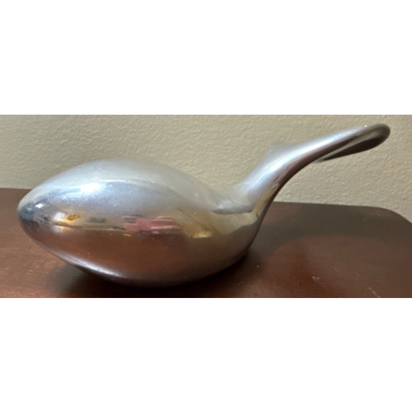 Hoselton Aluminum Art Sculptures, Made in Canada - Large Whale (7 Long, 3.5 Deep)