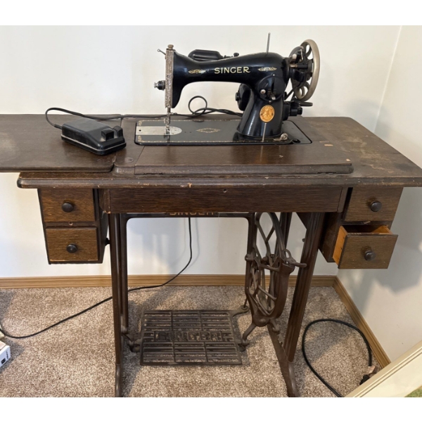 Antique SINGER Sewing Station / Desk / Machine