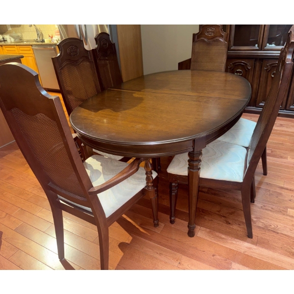 Vintage Mahogany 7 Piece Dining Set w/ Upholstered Seating 