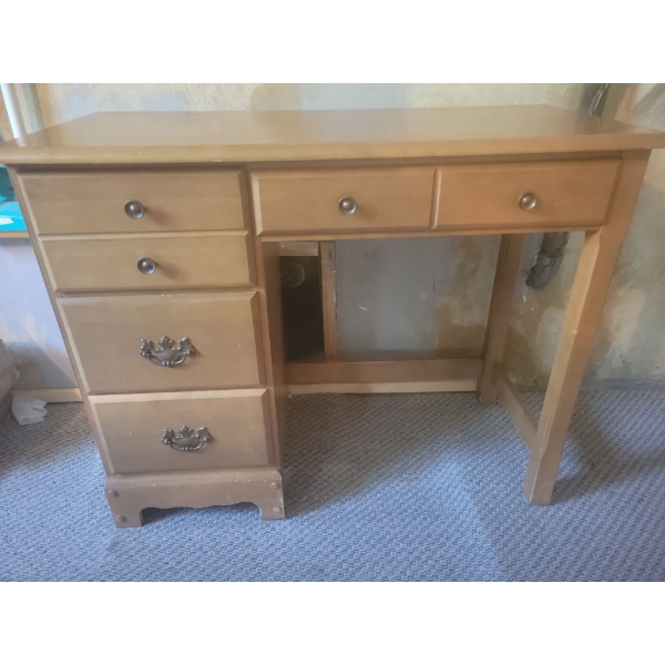Vintage Single Pedestal 4 Drawer Desk 44x15x33