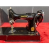 Image 2 : Antique Singer Portable  Sewing Machine with Case and Foot Pedal - AG620741