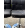 Image 2 : 2 Vegan Leather & Chrome Hydraulic Bar Stools