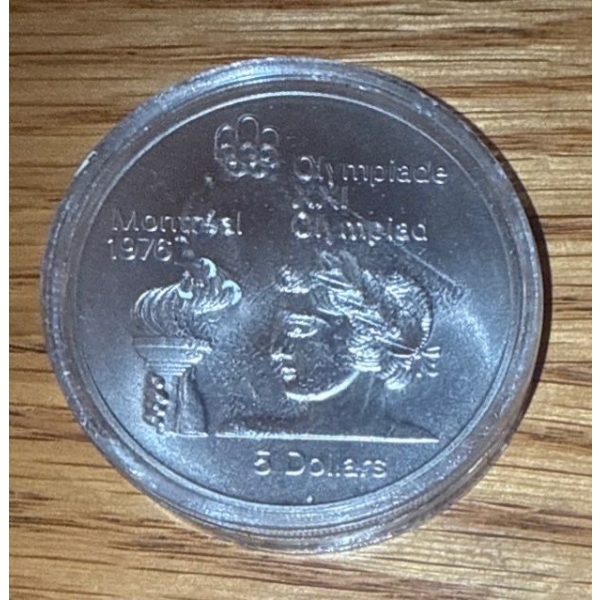 Canadian $5 Sterling Silver 1976 Montreal Olympics Commemorative Coin  24.3g 38mm Diameter
