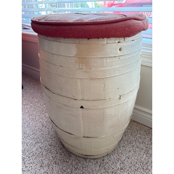 Vintage Wood Primitive Nail Rivet Keg Barrel w/ Lid 23T