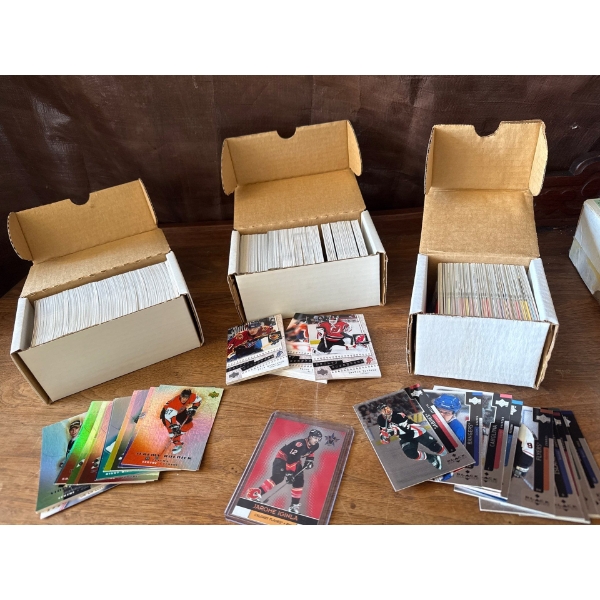 Large Collection of Hockey Cards - Upper Deck, Black Diamond 