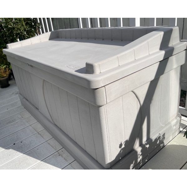 Heavy Duty Deck Box 56x31x30