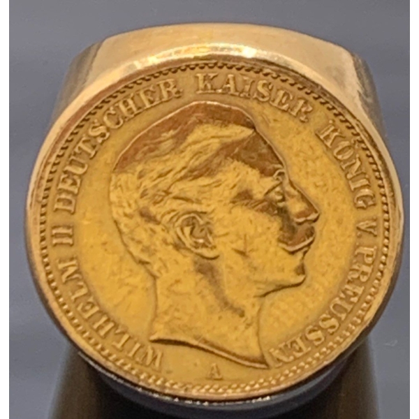 Stunning Vintage 750 (18k) Men's Gold Ring w/ Coin (1989 German 20 Mark Gold Coin), Weighs 17.6g 