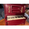 Image 2 : Small vintage kids piano