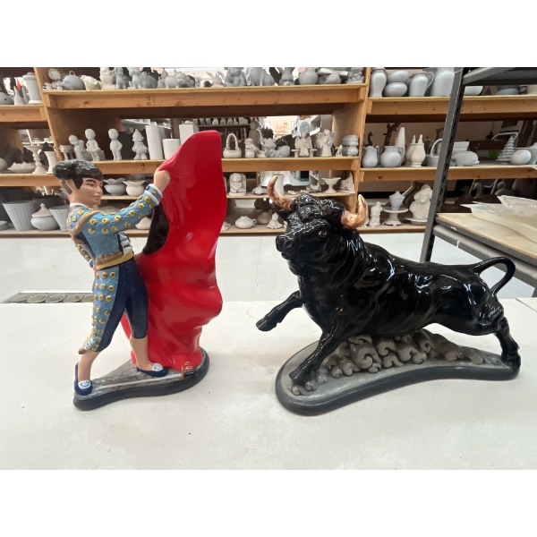 ceramic bowl and bullfighter