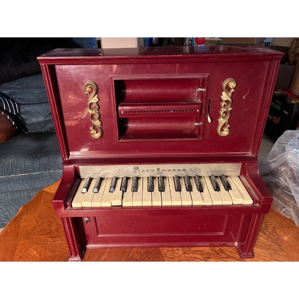Small vintage kids piano
