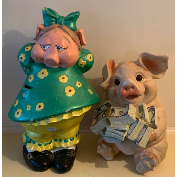 Pair of Piggy Banks 13T