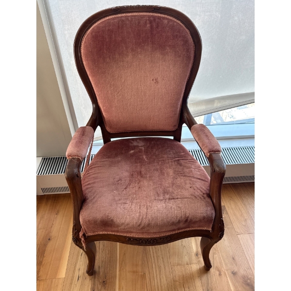 Oak Parlour Chair w/ Velvet Upholstery 33T Arm Chair 