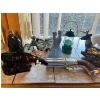 Image 1 : Assortment of Avon collectables.


