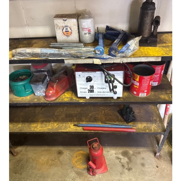 Tool Collection - Motomaster 20 Ton Capacity, Motomaster Charger & More 