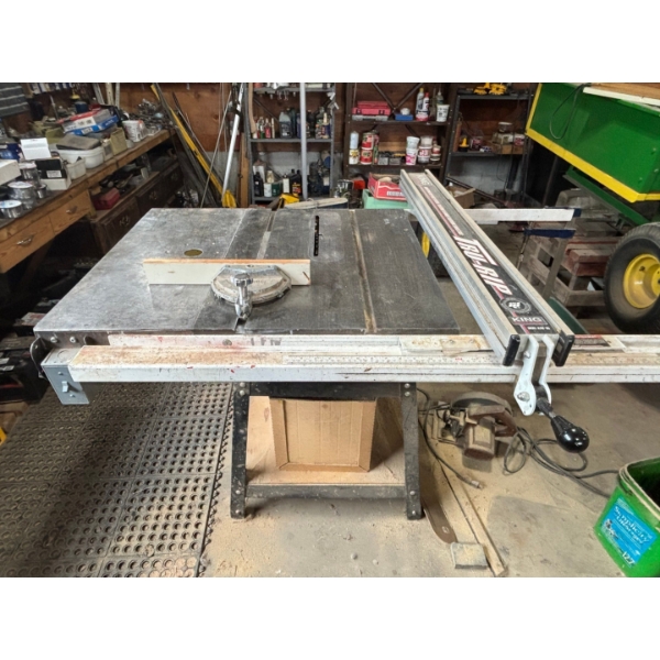 craftsman 100 inch table saw in amazing condition with true rip by King industrial for straight cuts