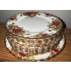 Image 4 : Vintage Royal Albert Old Country Roses Fine Bone China Collection - Plates & Bowls