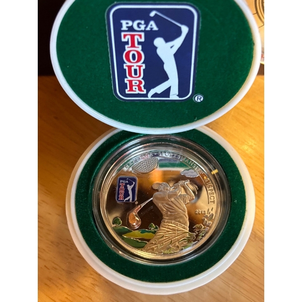 PGA TOUR GOLF CLUB Official License Silver Coin 5$ Cook Islands 2013