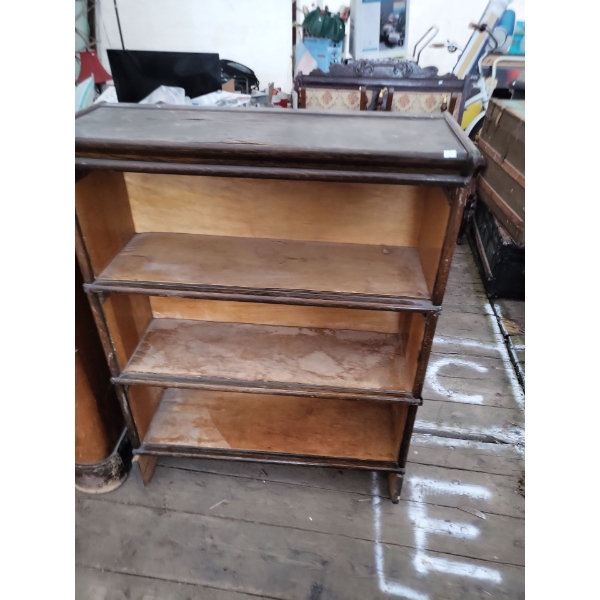 Segmented Shelving Unit (Measurement in Description) 