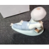 Image 3 : Lladro Figurine "All Abord" 7.5 W, 3.5 D, 5.5 T w/ Box