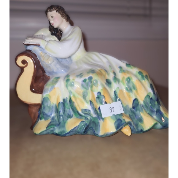 Royal Doulton Figurine "Solitude"