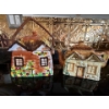 Image 1 : cabin, ceramic teapot and cookie jar