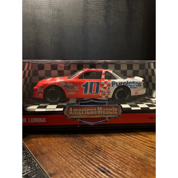 American muscle Purolator lumina #10 NASCAR in all original packaging Collector's Edition