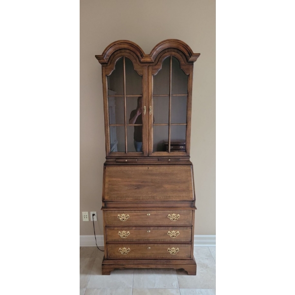 Gorgeous Antique Study / Desk  31x18x81 Rare
