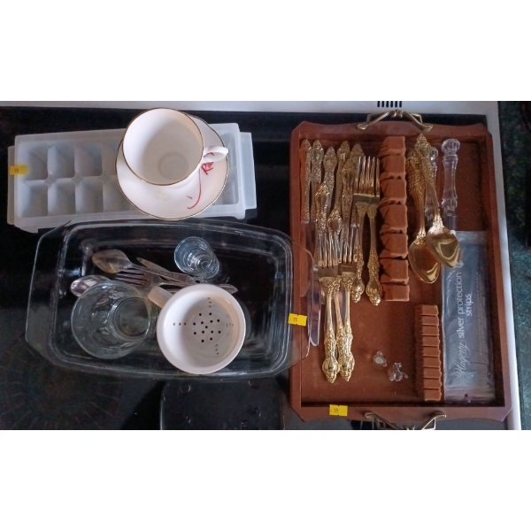 Kitchenware Set Including Stainless Steel Gold Plated Utensils 