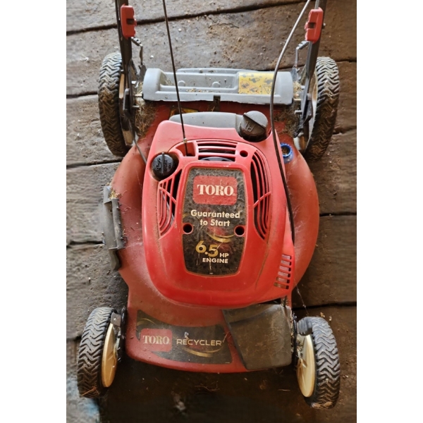 Toro 6.5 HP Engine Lawnmower 23 W, 34 D, 42 T 