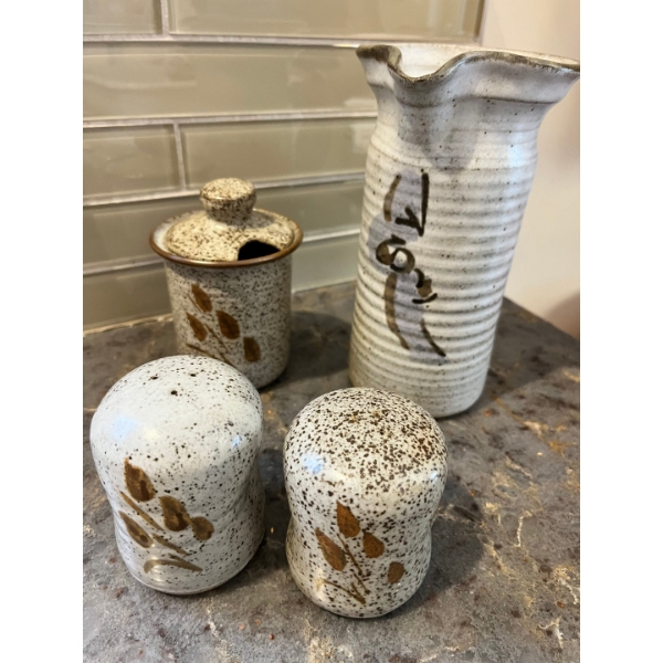 Vintage Beaver Flats Pottery Sugar Bowl creamer salt and pepper Set. Made in Canada