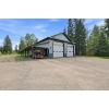 Image 43 : Discover the perfect blend of peaceful country living and convenience on this stunning 10+ acres