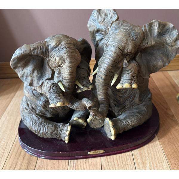 'Rubys Collection' Elephant Pair - 12L 